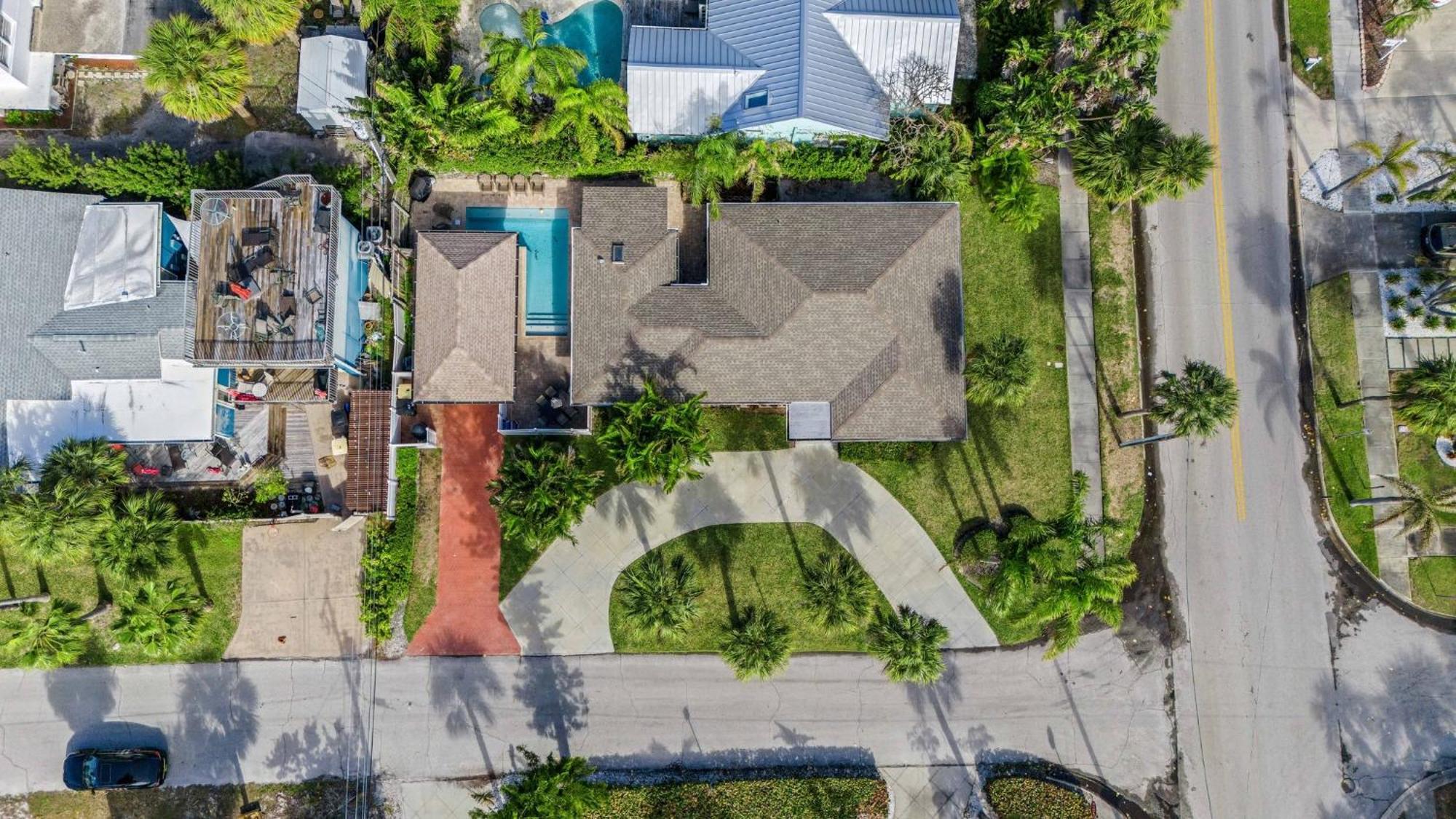 Island Time - Beach Pool Home Clearwater Beach Exterior photo